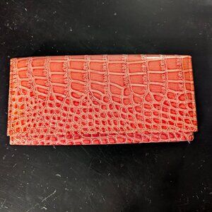 Wallet (The Metropolitan)